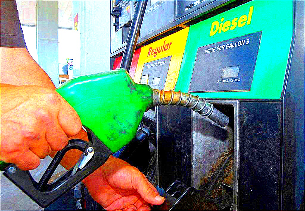 BREAKING! Dangote Refinery Launches Local Diesel Sales, Price Drops 20.6%
